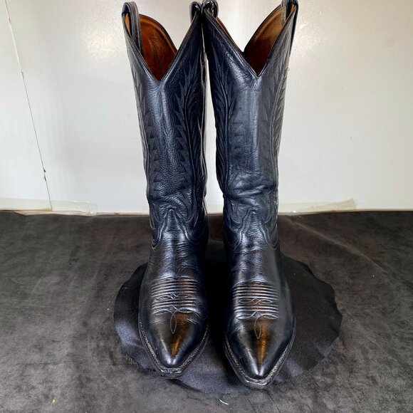 Women's  7.5 Vintage Tony Lama Black Western Cowboy Boot, Western Style Design - Picture 1 of 11